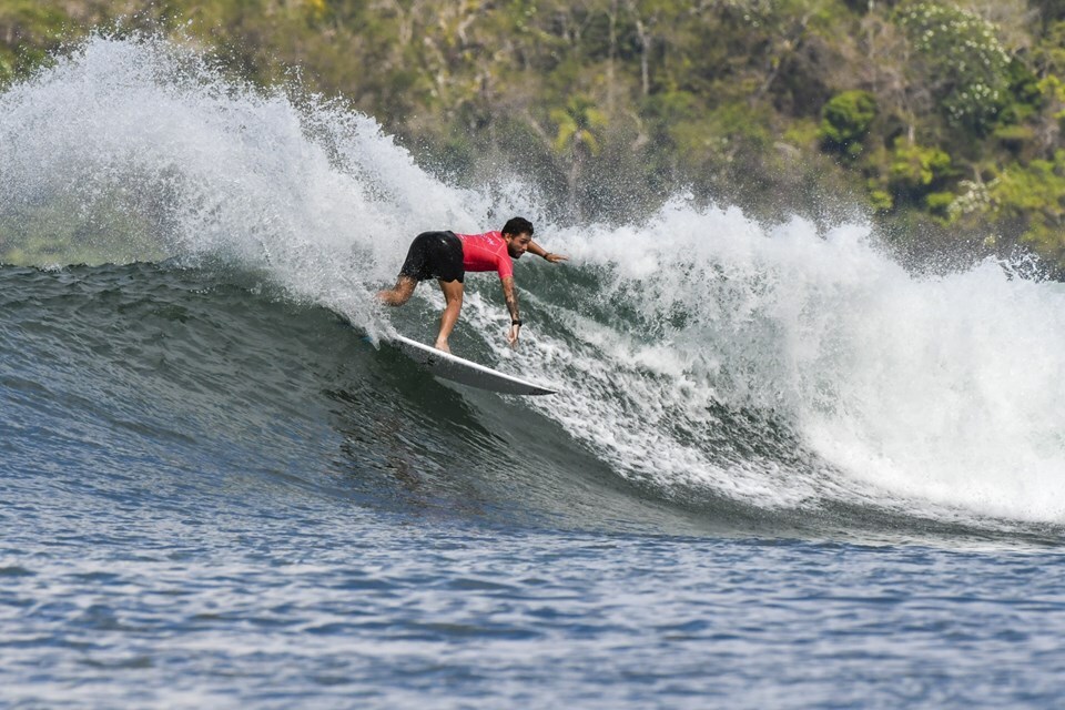 ES Government – Krystian Kymerson Wins Pan Am Surfing Champion Title