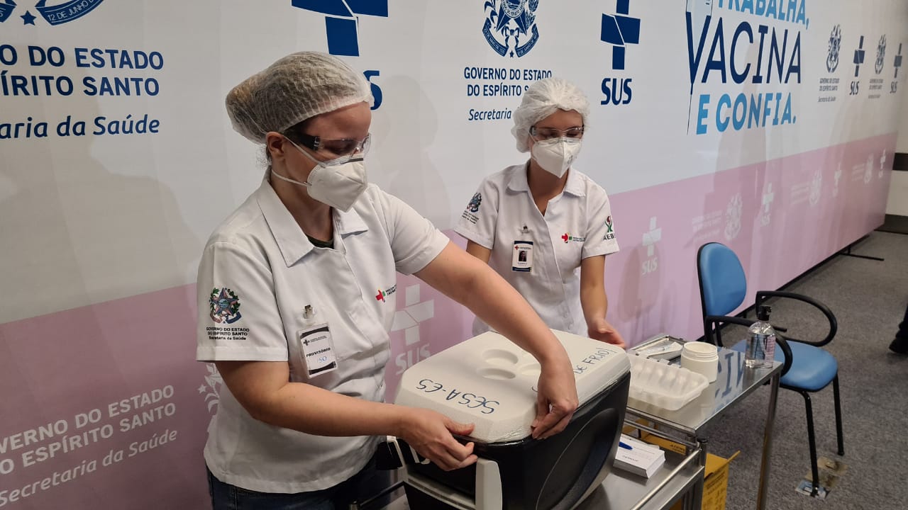 Governo ES - Governo inicia Campanha Nacional de Vacinação contra a Covid-19 no Espírito Santo