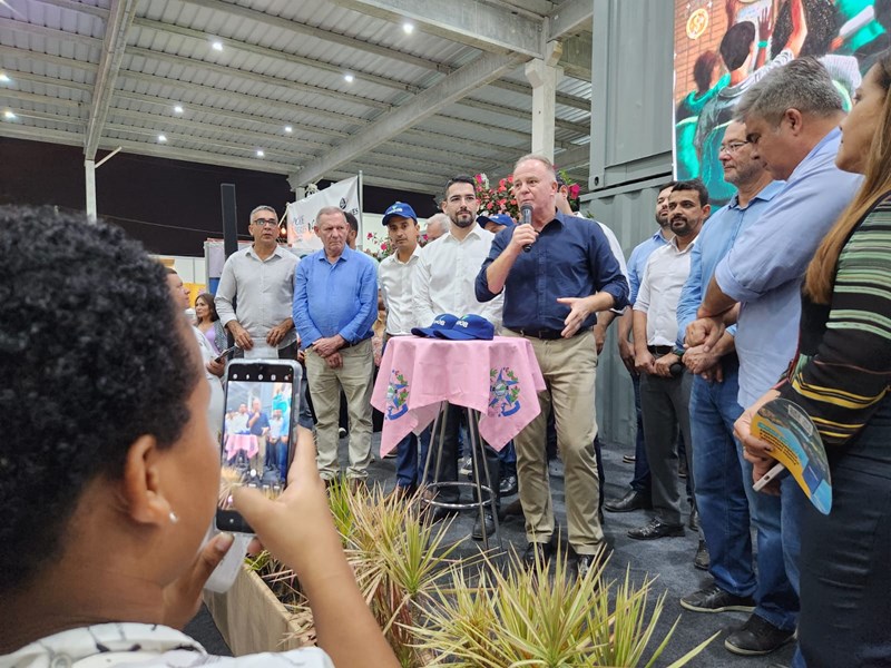 Governador autoriza início de obras de pavimentação de rodovia em Cachoeiro