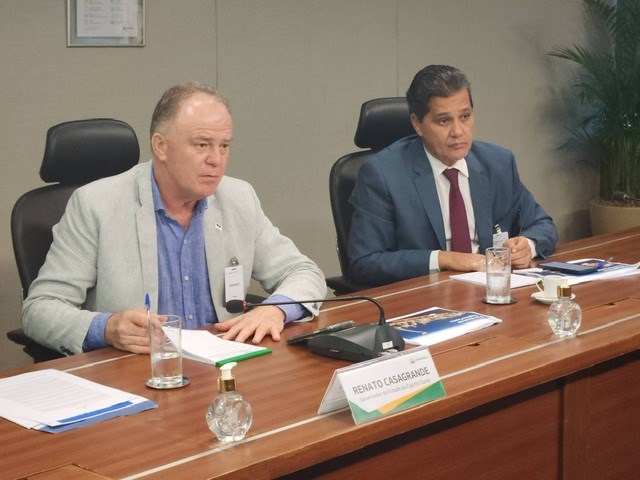 Casagrande se reúne com presidente da Petrobras para tratar dos investimentos da empresa no Estado