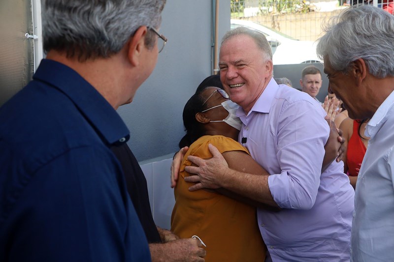 Muniz Freire recebe equipamentos agrícolas e novos investimentos do Governo do Estado