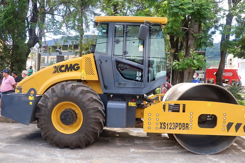 Muniz Freire recebe equipamentos agrícolas e novos investimentos do Governo do Estado