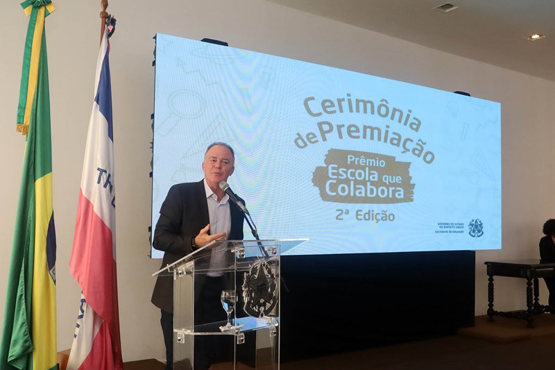 Governo do Estado realiza entrega do Prêmio Escola que Colabora