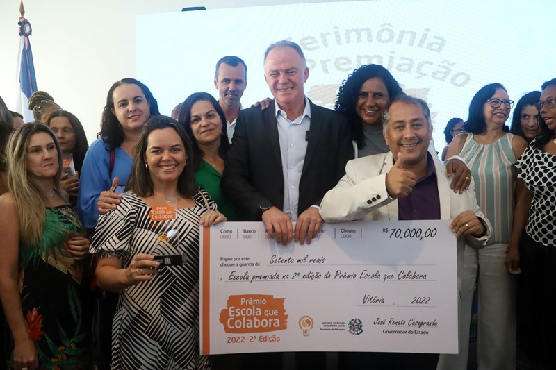 Governo do Estado realiza entrega do Prêmio Escola que Colabora
