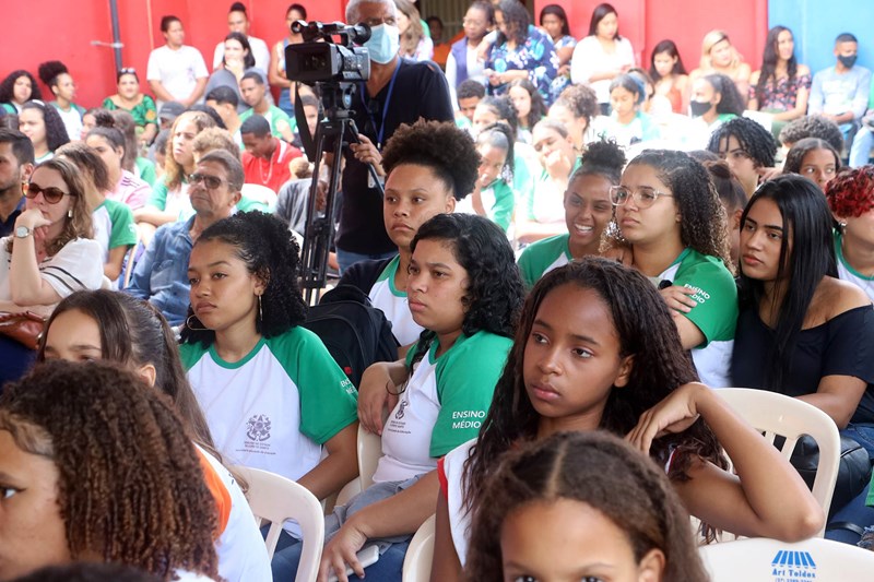 Governador autoriza obras de melhorias em escolas estaduais na Grande Vitória