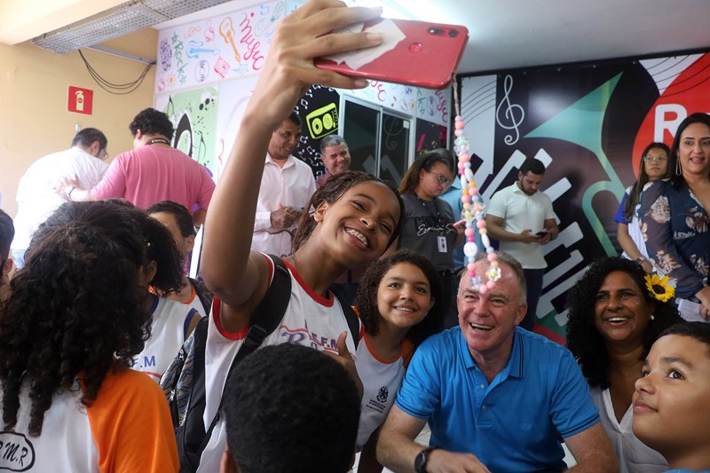 Governador autoriza obras de melhorias em escolas estaduais na Grande Vitória