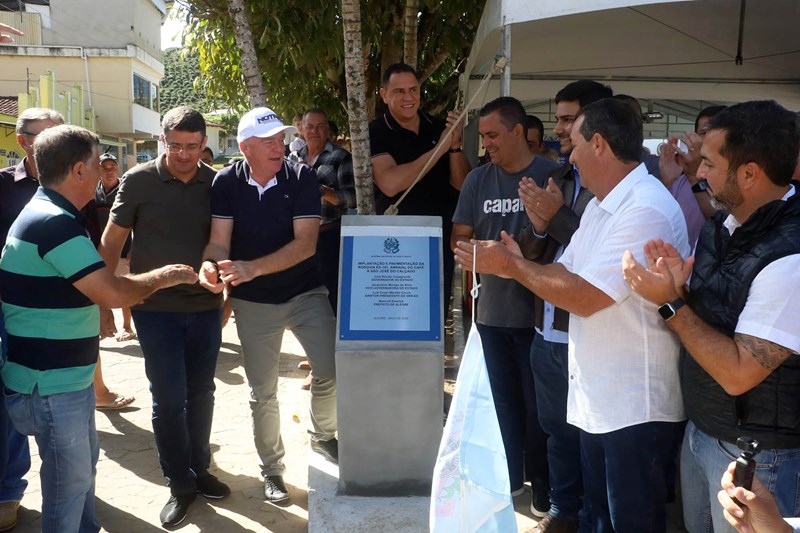 Governador inaugura pavimentação da Rodovia ES-181 entre Alegre e São José do Calçado