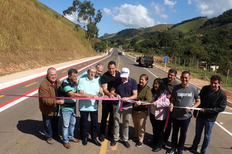 Governador inaugura pavimentação da Rodovia ES-181 entre Alegre e São José do Calçado