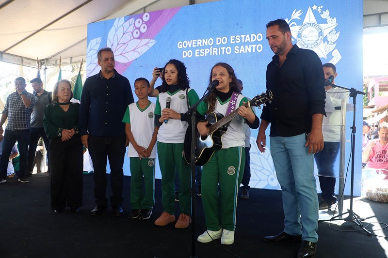 Governador inaugura pavimentação da Rodovia ES-181 entre Alegre e São José do Calçado