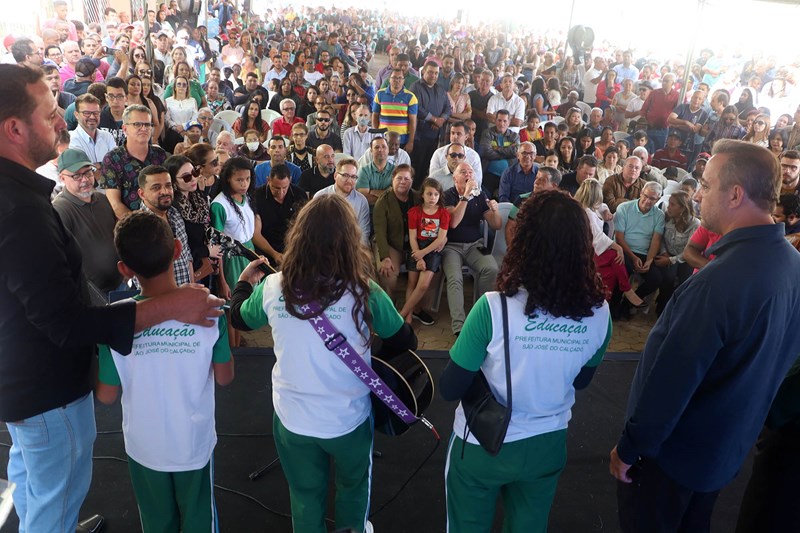 Governador inaugura pavimentação da Rodovia ES-181 entre Alegre e São José do Calçado
