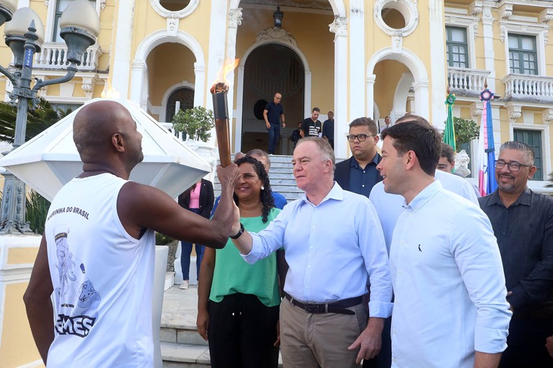Governador anuncia novos investimentos durante comemorações do aniversário de Vila Velha