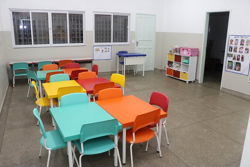 Governador inaugura creche e anuncia novos investimentos em Ibiraçu