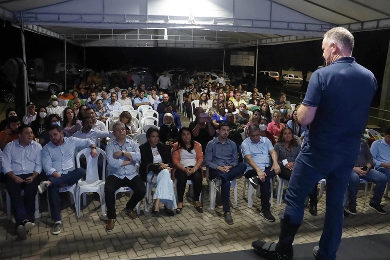Governador inaugura creche e anuncia novos investimentos em Ibiraçu