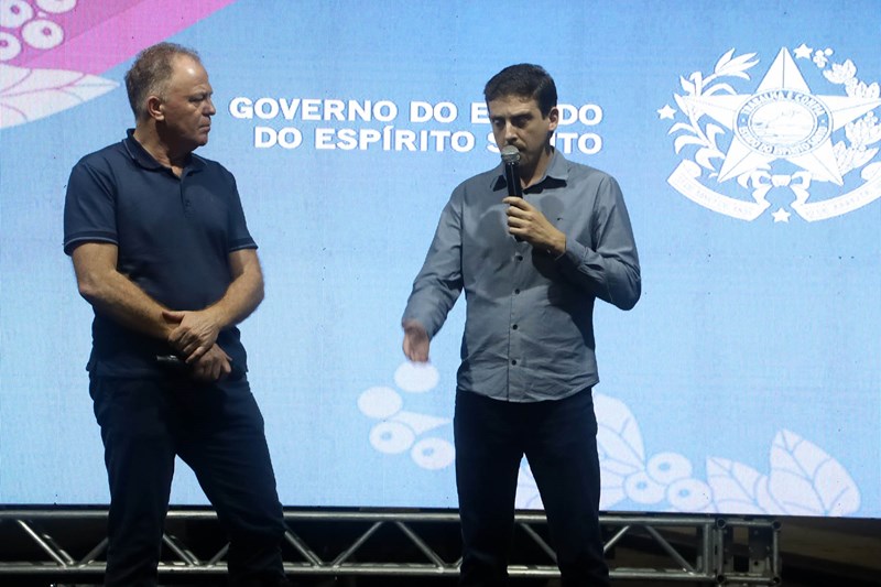 Governador inaugura creche e anuncia novos investimentos em Ibiraçu