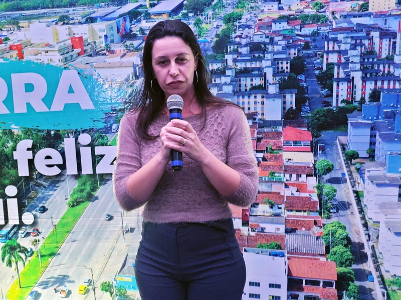 Casagrande anuncia repasse para construção de escolas e início das obras de novo CRAS na Serra