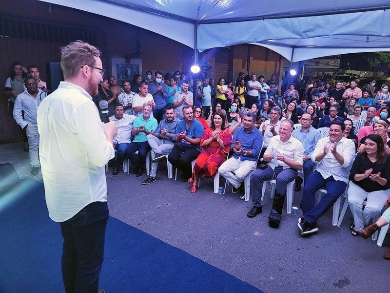 Casagrande anuncia repasse para construção de escolas e início das obras de novo CRAS na Serra