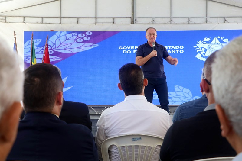 Governador entrega obras e anuncia novos investimentos em Irupi