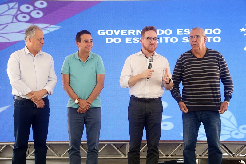 Governador entrega obras e anuncia novos investimentos em Irupi
