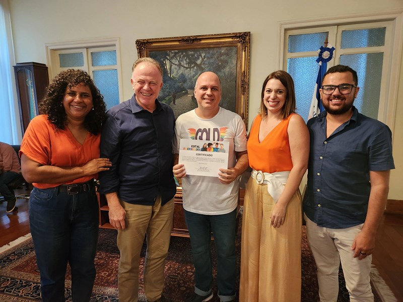 Projetos de boas práticas em promoção da cidadania LGBTI+ são premiados pelo Edital DiversidadES