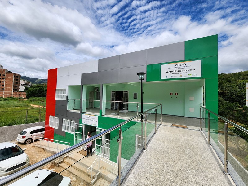 Governador inaugura novo Creas e anuncia mais investimentos em São Roque do Canaã
