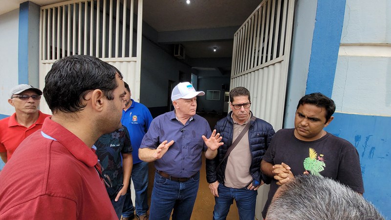 Governador visita Mimoso do Sul após fortes chuvas