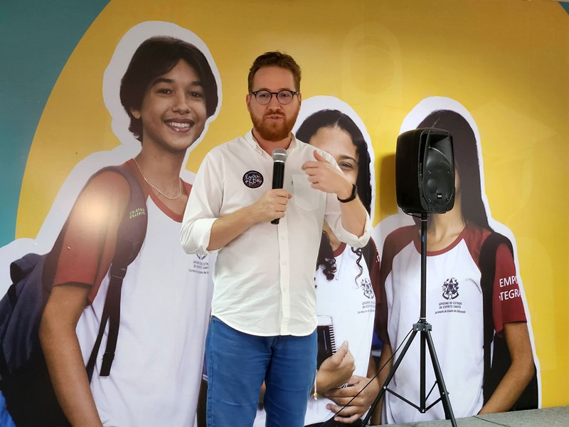 Governo do Estado inicia ano letivo com certificação Escola do Futuro em cinco unidades de ensino