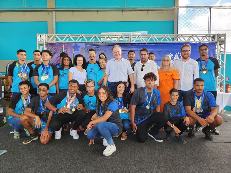 Governador inaugura obras e anuncia novos investimentos em Ponto Belo