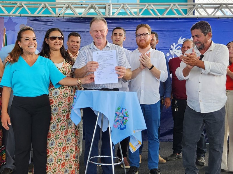 Governador inaugura obras e anuncia novos investimentos em Ponto Belo