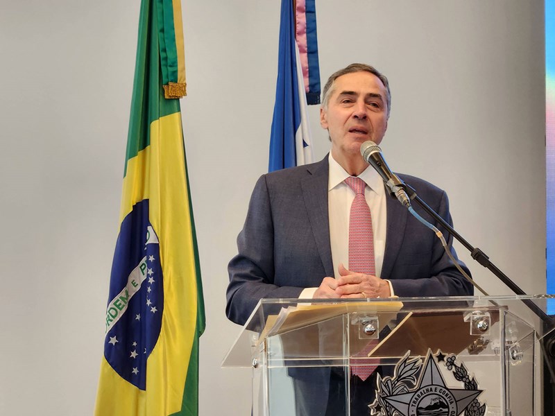 Ministro do STF abre ano letivo 2023 da Escola Superior da PGE