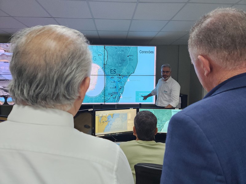 Ministro visita obras do terminal de passageiros do Aeroporto Regional de Linhares