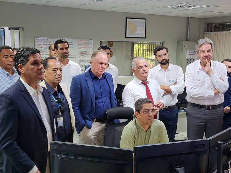Ministro visita obras do terminal de passageiros do Aeroporto Regional de Linhares