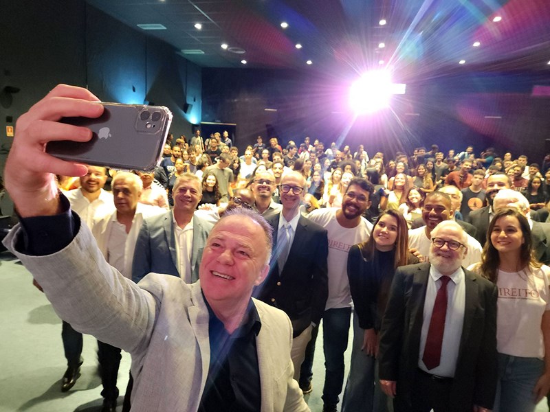Governador participa de Aula Magna na abertura do ano letivo na Ufes
