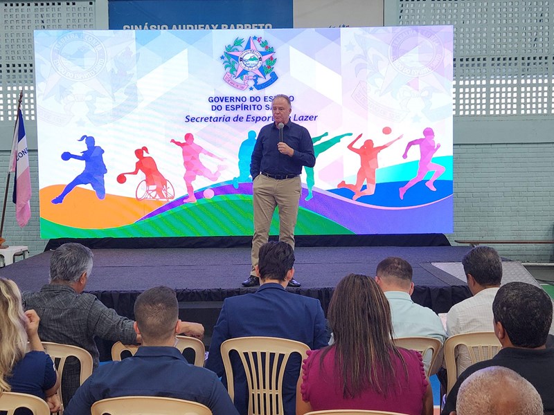 Governo do Estado realiza entrega dos kits do programa Bolsa Atleta