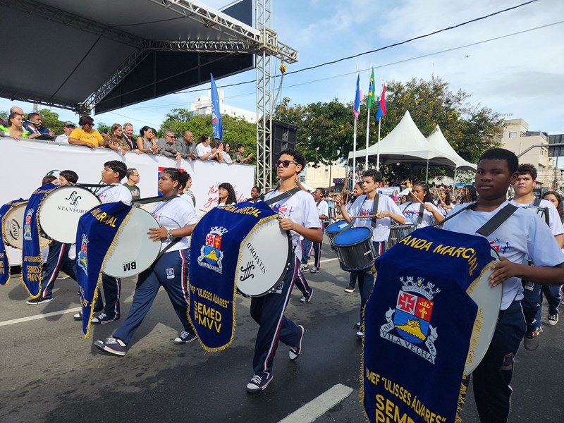 Casagrande participa das comemorações do aniversário de 488 anos de Vila Velha