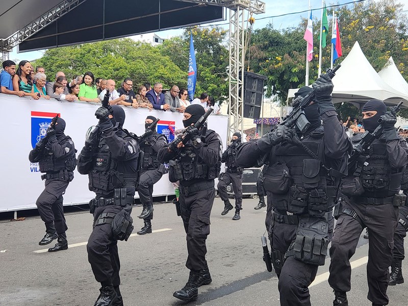 Casagrande participa das comemorações do aniversário de 488 anos de Vila Velha