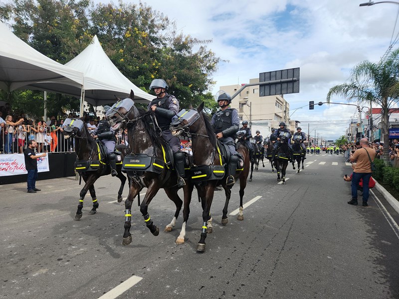 Casagrande participa das comemorações do aniversário de 488 anos de Vila Velha