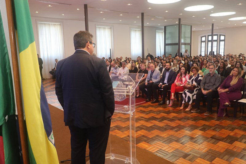 Governo do Estado realiza cerimônia para recepção de 200 novos servidores da carreira de Analista do Executivo