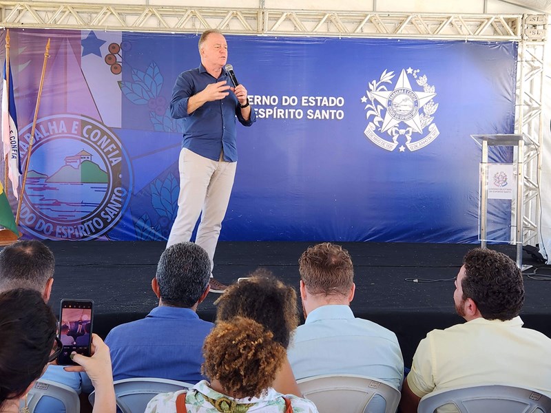 Governador autoriza início da construção de nova sede de escola na Serra