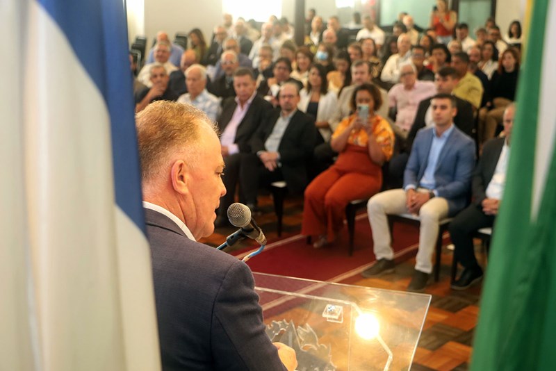 Governador participa de reinstalação da Câmara Empresarial de Turismo do Espírito Santo