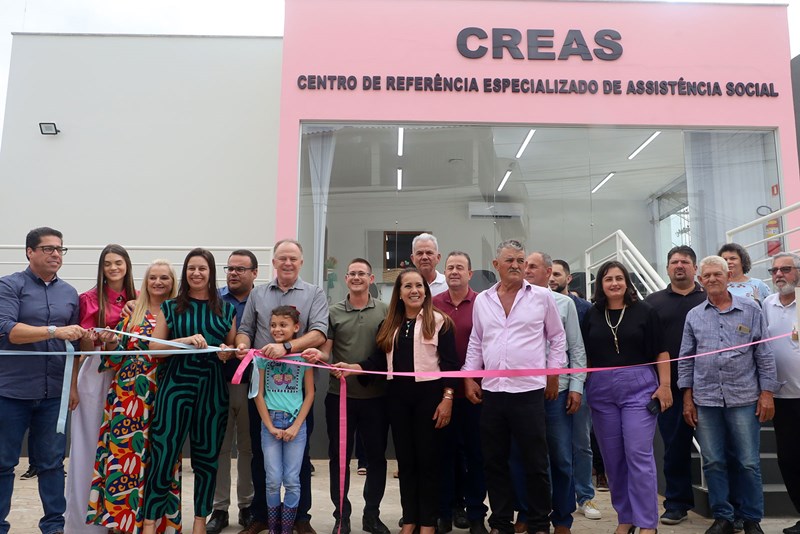 Casagrande entrega obras e anuncia novos investimentos em Itaguaçu