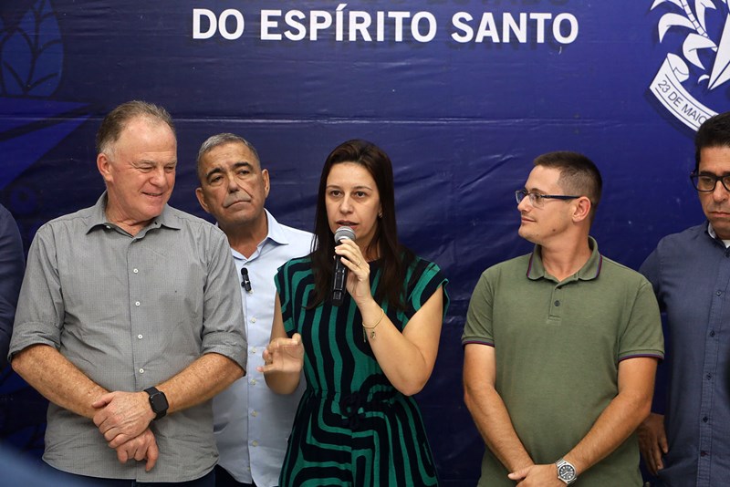 Casagrande entrega obras e anuncia novos investimentos em Itaguaçu