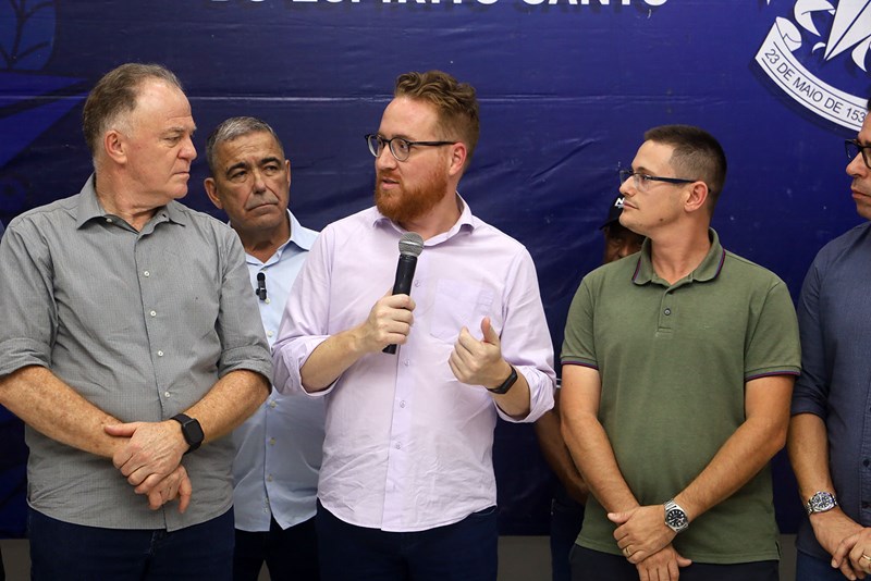 Casagrande entrega obras e anuncia novos investimentos em Itaguaçu