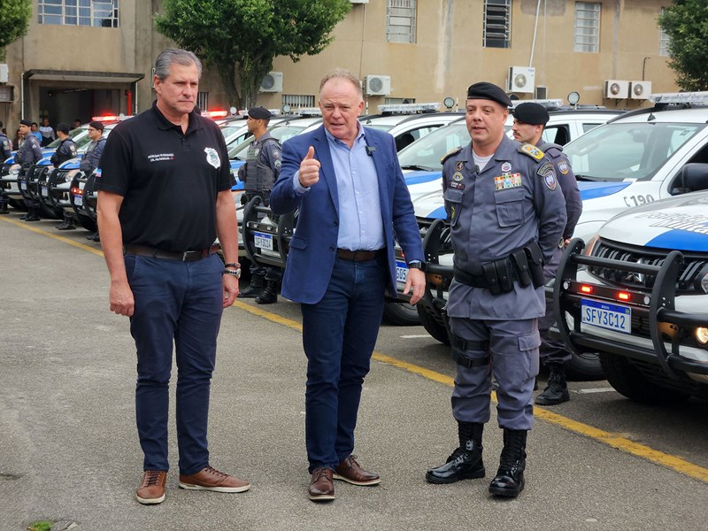 Governo do Estado entrega 60 novas viaturas para Polícia Militar