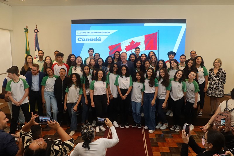 Secretaria da Educação anuncia destino de alunos do Programa de Intercâmbio Estudantil