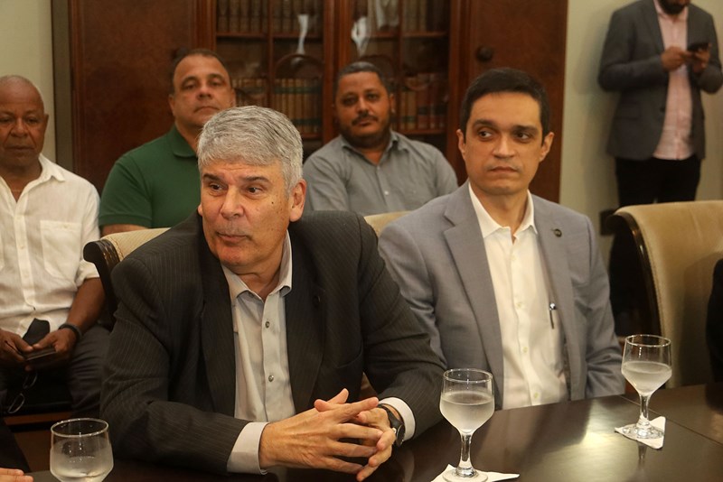 Governo do Estado firma contrato com a Infraero para gestão do Aeroporto de Linhares