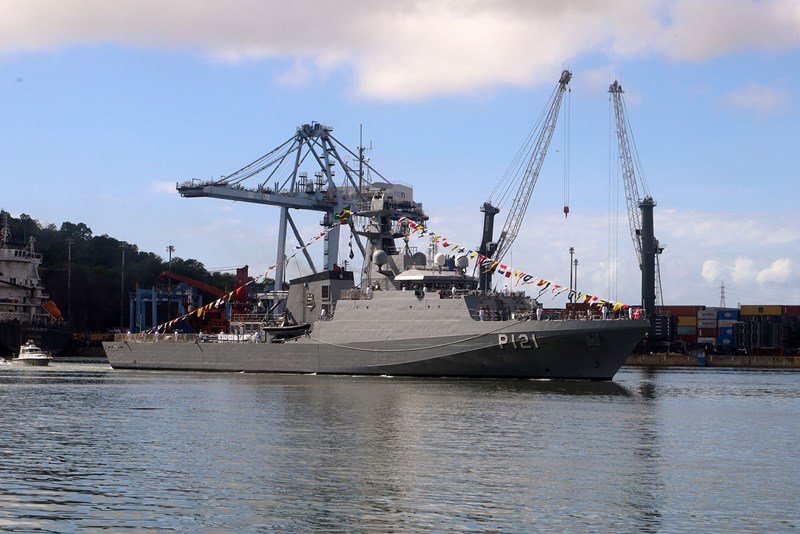 Desfile cívico-militar reúne cerca de dez mil pessoas em Vitória