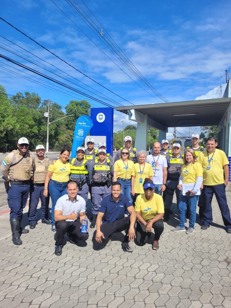 Detran|ES promove ação educativa no Dia do Motorista
