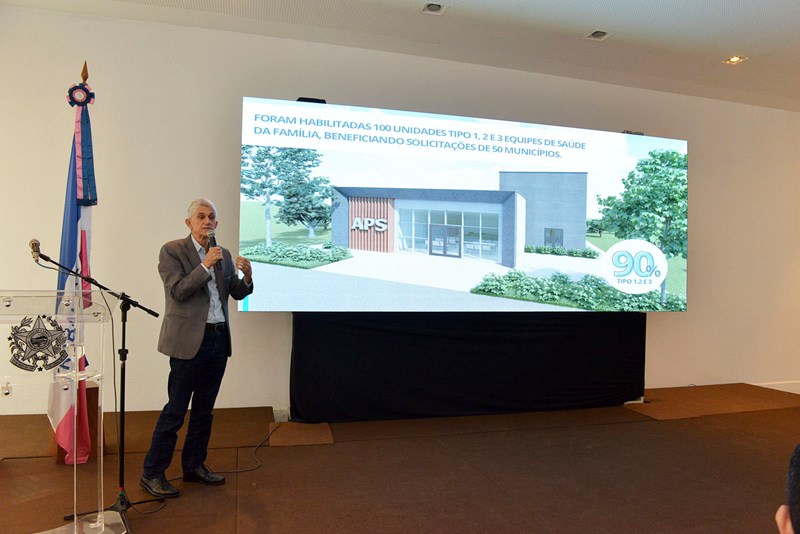 Governo do Estado anuncia construção de 111 novas unidades de saúde nos municípios