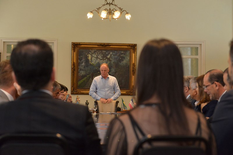 Renato Casagrande reúne secretariado no primeiro dia do novo mandato