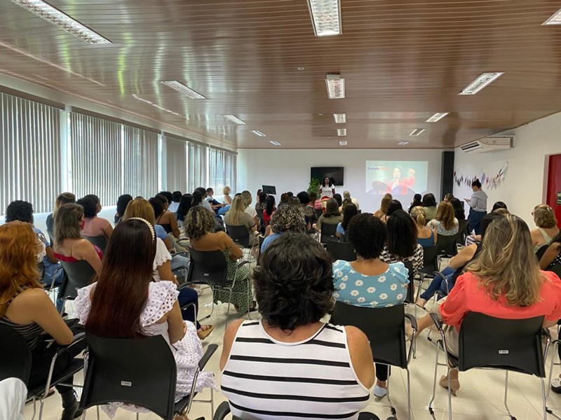 Vice-governadora participa de homenagem às servidoras e colaboradoras do IPAJM